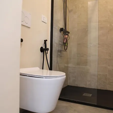 Immobiliare La Rosetana - Residenza Veneta 1 *